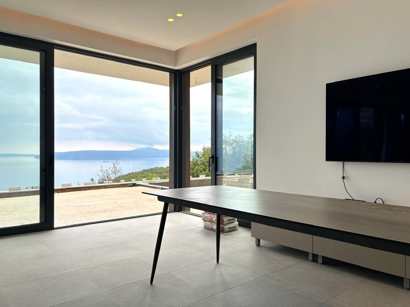 Jídelna s výhledem na Kvarnerský záliv