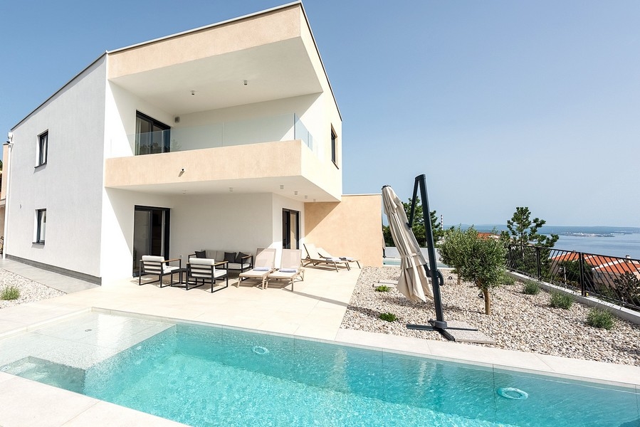 Kupte si moderní dvojdomek s bazénem v Chorvatsku - Panorama Scouting H3540.