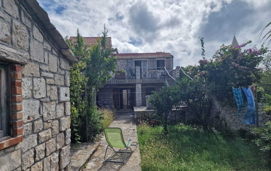 Kamenné domy na prodej na Korčule v Chorvatsku - Panorama Scouting.