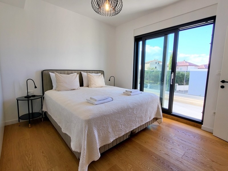 Ložnice se vstupem na terasu