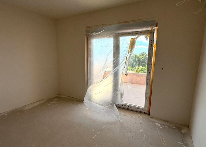 Pokoj se vstupem na terasu