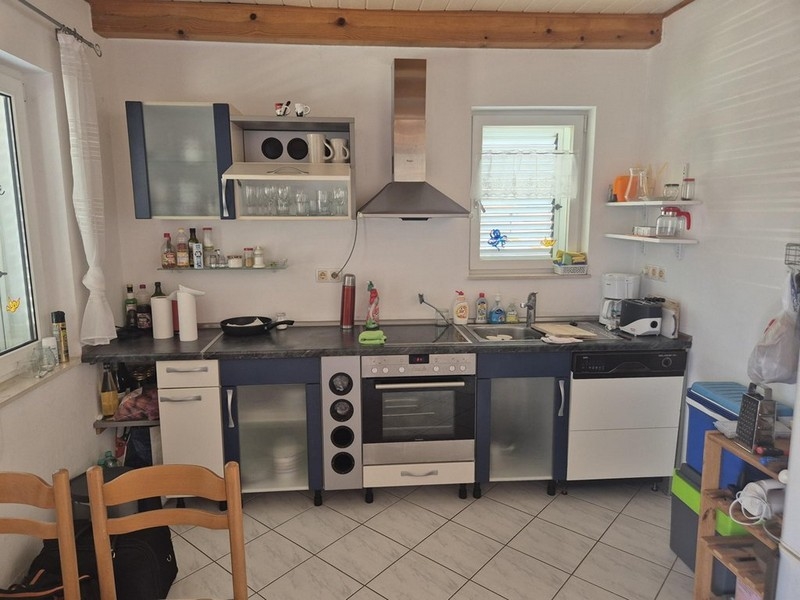 Kuchyňská linka s vestavěnými spotřebiči