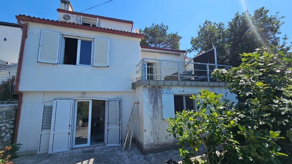 Dům k rekonstrukci na prodej v Chorvatsku - Panorama Scouting H3658.