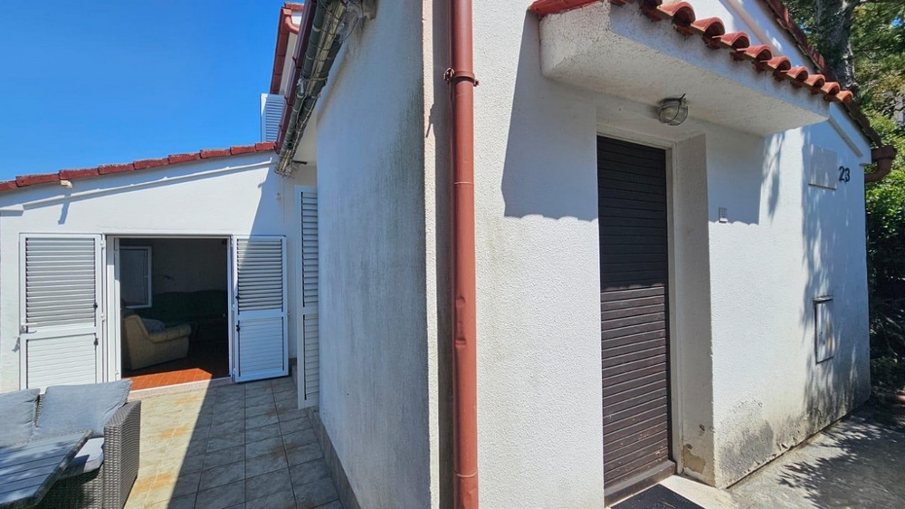 Výhled na moře z horního patra