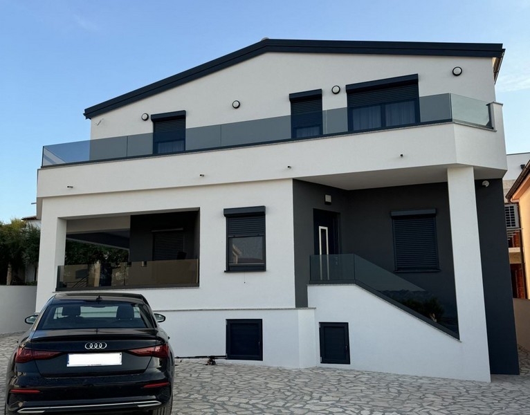 Dům u moře na ostrově Vir v Chorvatsku na prodej - Panorama Scouting H3716.