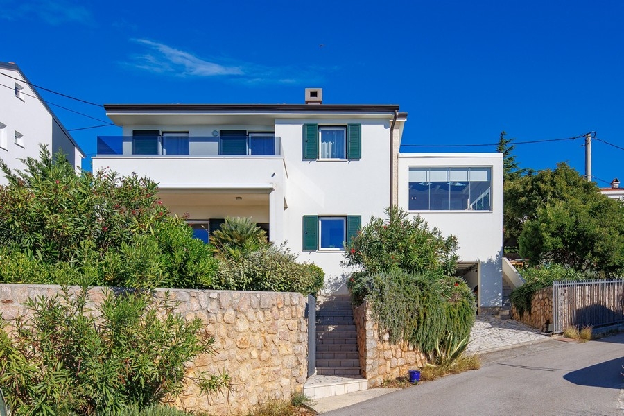 Nemovitosti Karlobag, Chorvatsko.