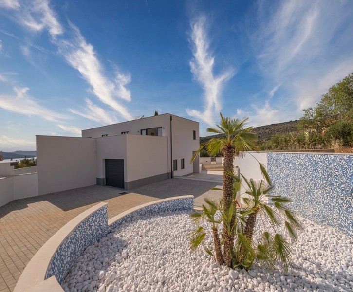 Luxusní vila na prodej v Chorvatsku - Panorama Scouting H3735.