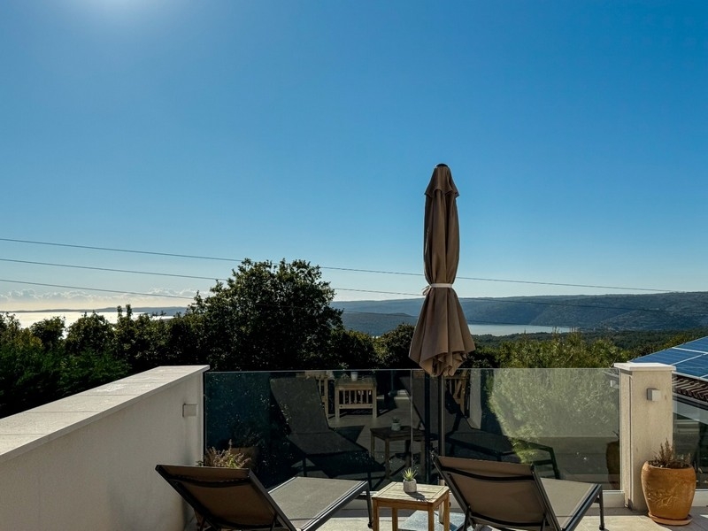 Výhled na moře nemovitosti H3743 v Labinu, Istrie - Panorama Scouting.