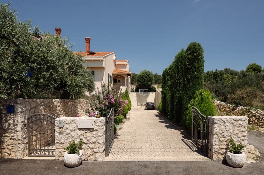 Přístup k nemovitosti