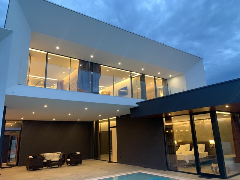 Moderní vila na prodej na Istrii v Chorvatsku.