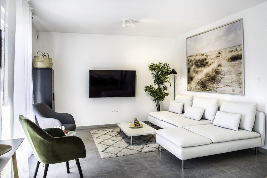 Moderní obytný prostor z nabídky H3856 v Rogoznici, Chorvatsko.