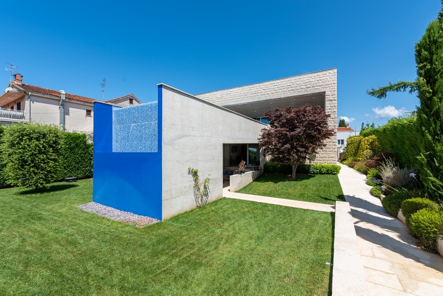 Koupit vilu s bazénem na Istrii.