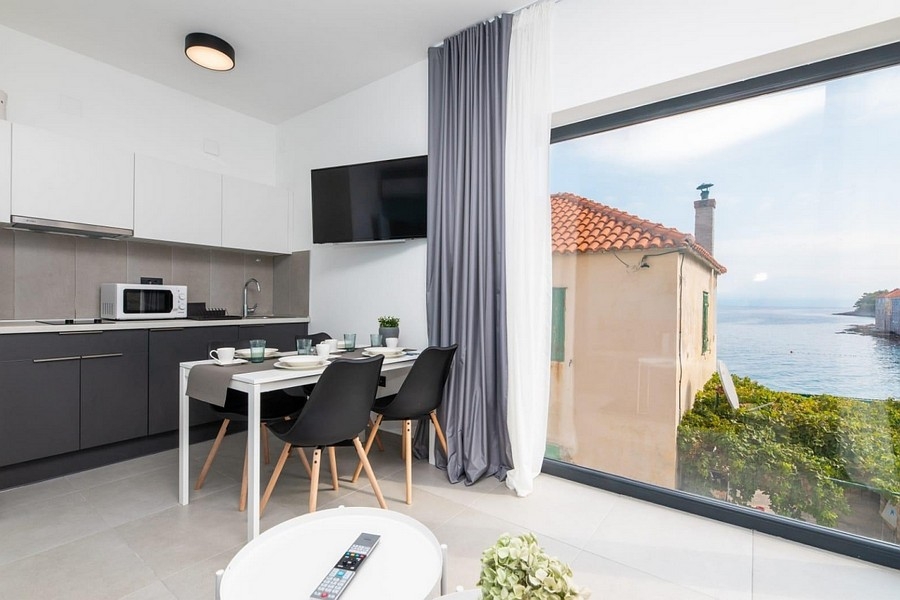 Balkon s výhledem na moře