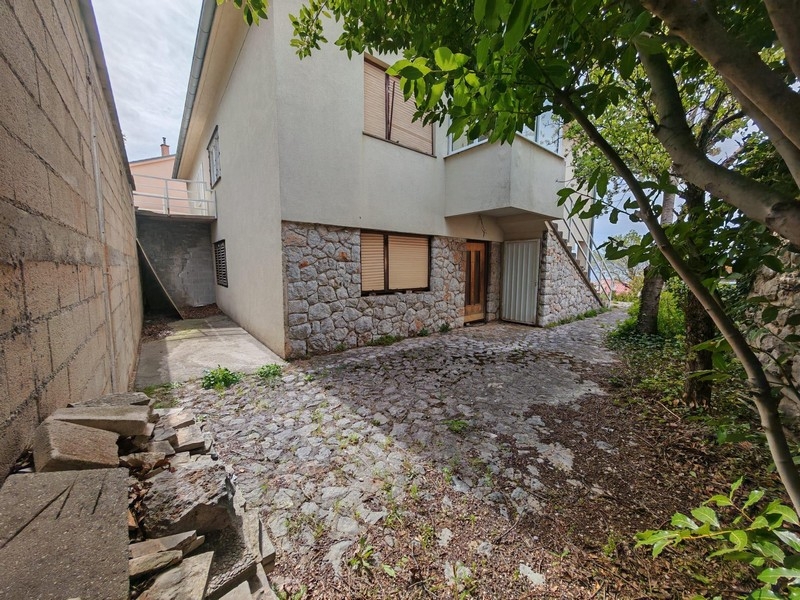 Vstupní prostor domu H3893.