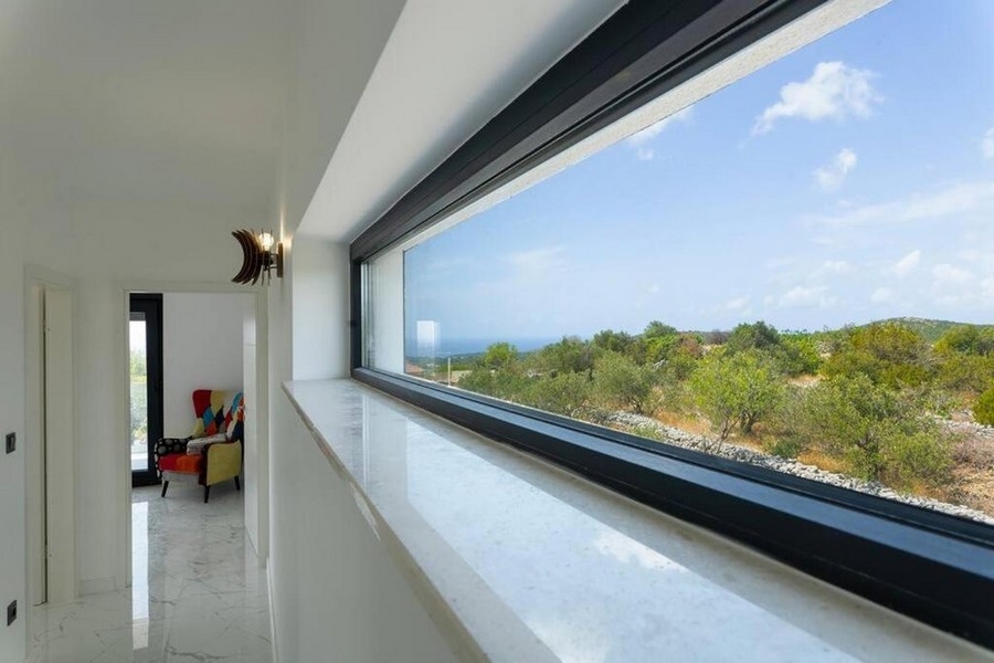 Pohled na moře v Chorvatsku.