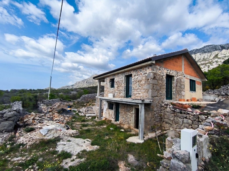 Současný stav staveniště.