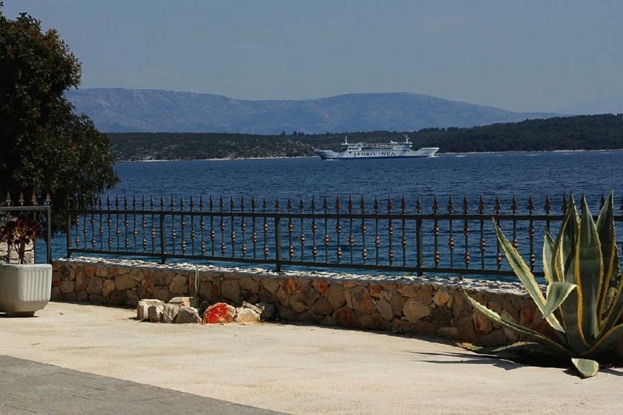 Terasa s výhledem na moře a pobřeží