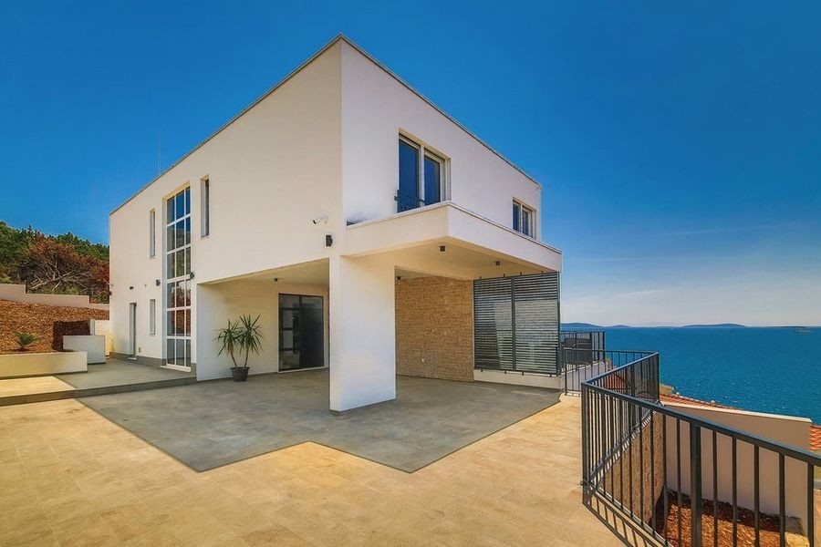 Exkluzivní vila na panoramatickém místě na Čiovu