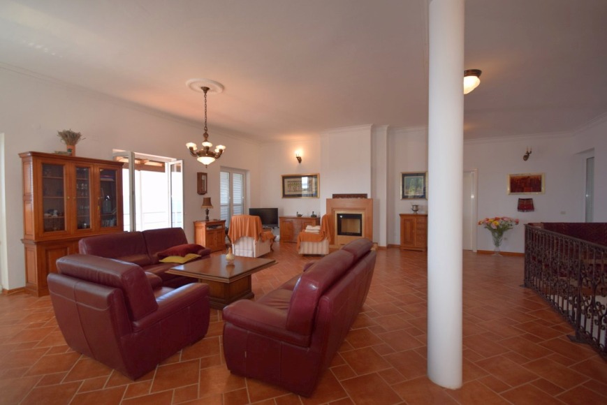 Chorvatsko Real Estate - Obývací pokoj vily na Krku - H397.