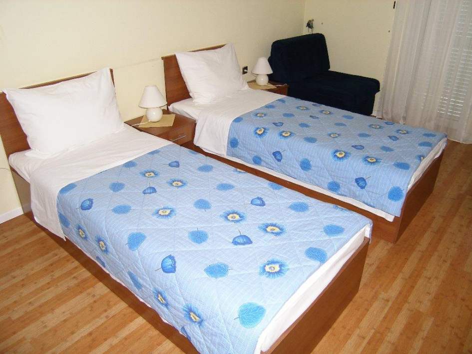 Další příklad 16 pokojů