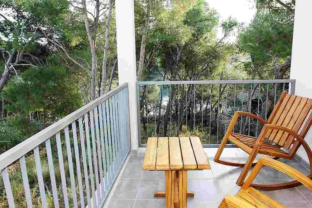 Terasa s výhledem do zeleně.