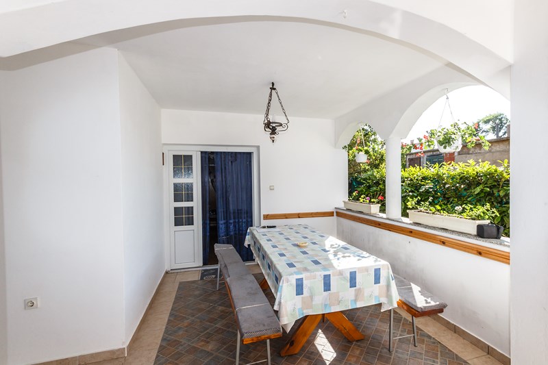 Terasa v přízemí.